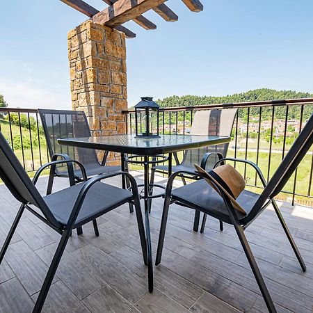 Penelope Luxury Suites Fourka Dış mekan fotoğraf
