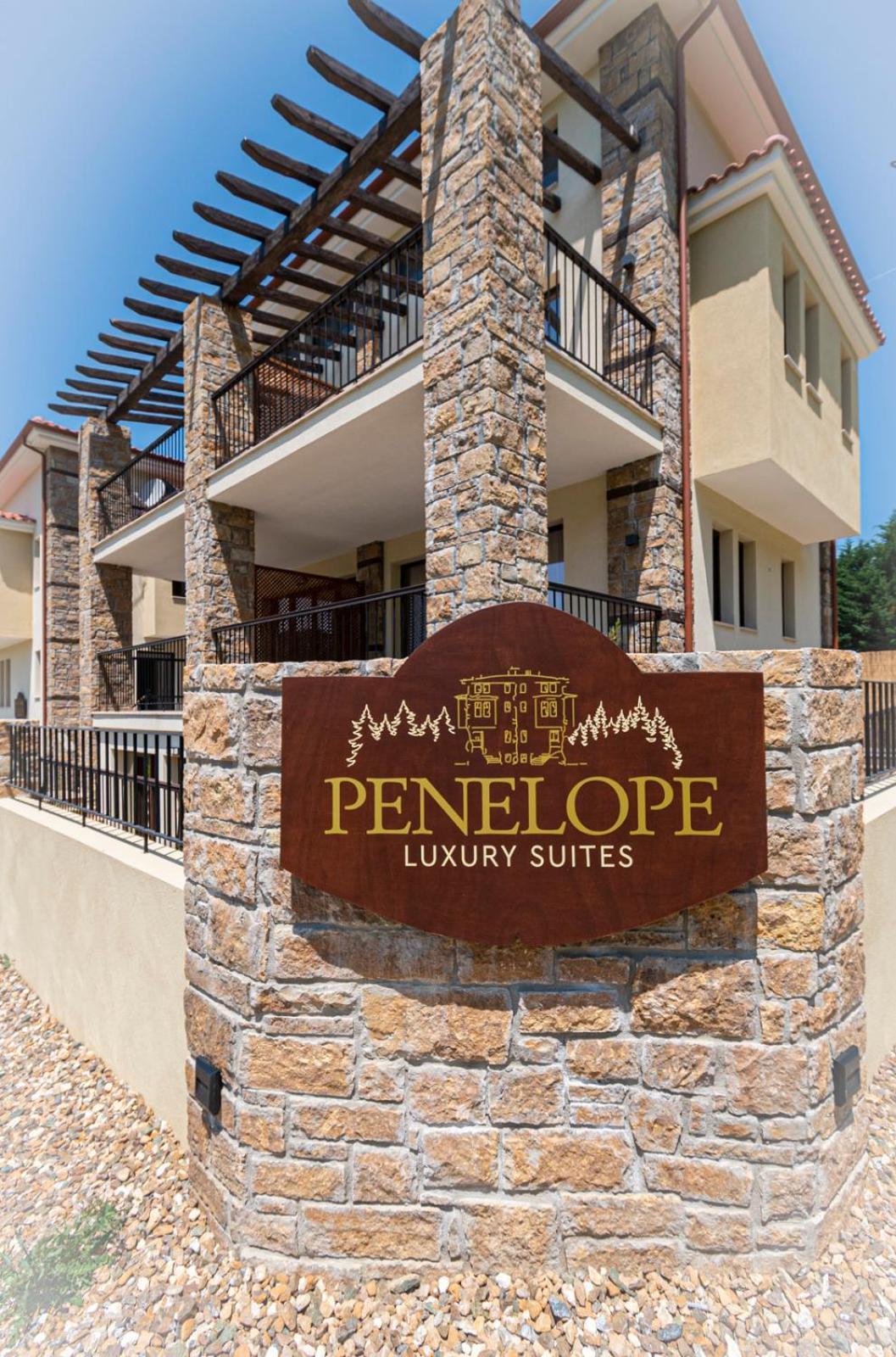 Penelope Luxury Suites Fourka Dış mekan fotoğraf